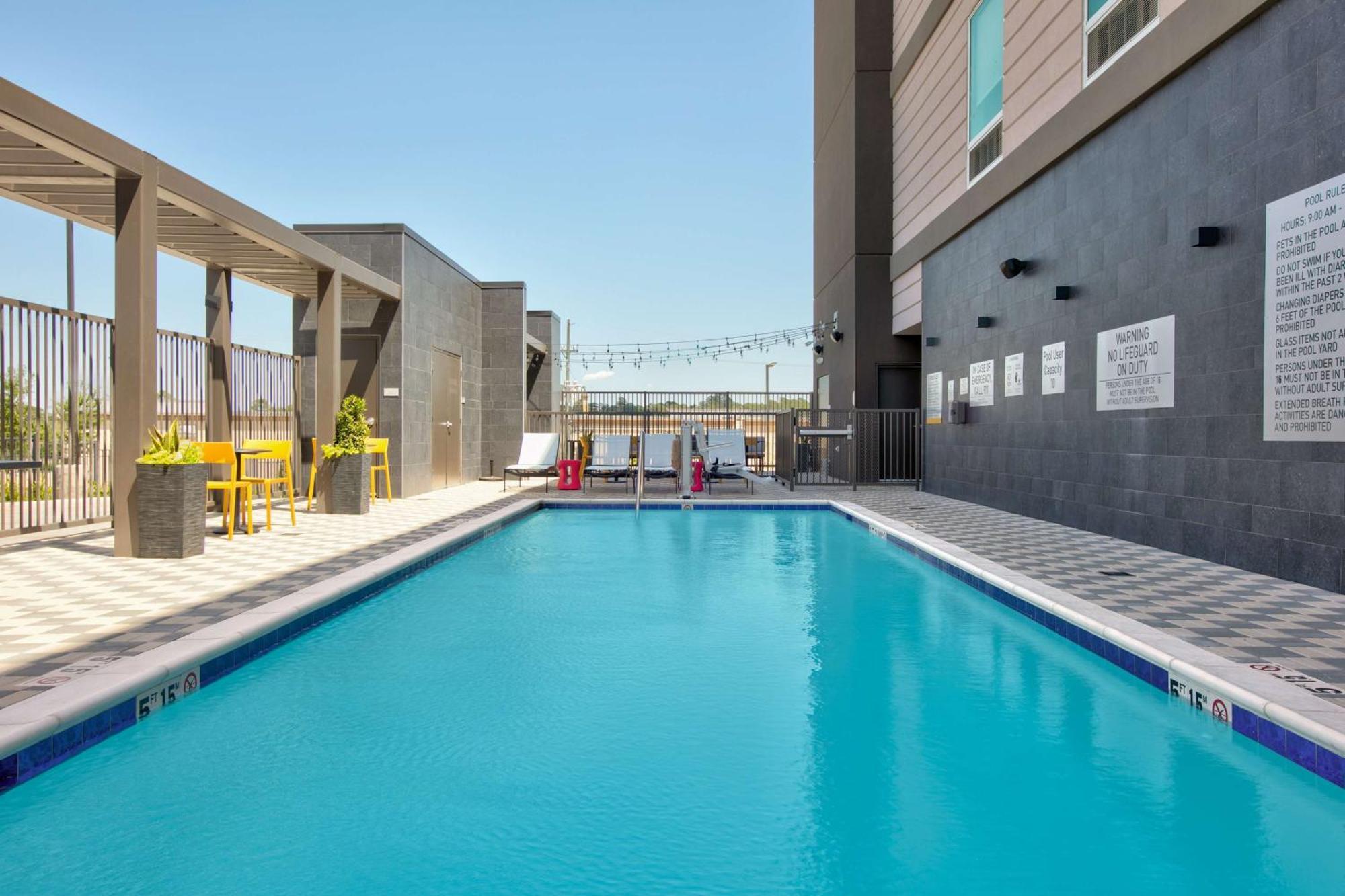 Home2 Suites By Hilton Huntsville, Tx Exterior photo
